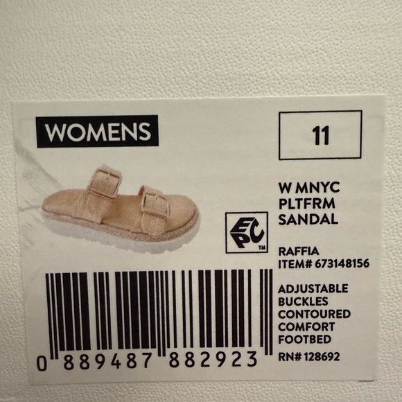 MADDEN NYC NWT NIB Women’s Cream/White Buckle Platform Sandals 11 - Picture 6 of 6